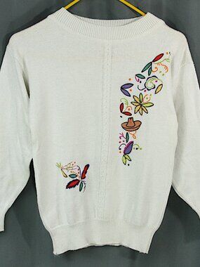 Vintage Amur Floral Embroidered Mock Neck Fine Knit Sweater White S XS 1970s